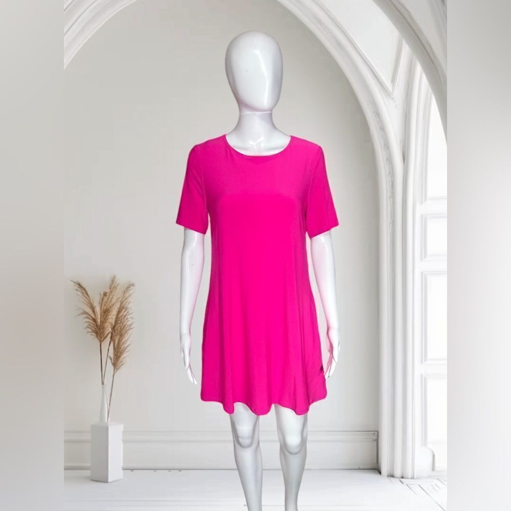 Joseph Ribkoff Hot Pink Short Sleeve Shift Dress Made in Canada Size 8 Fuchsia